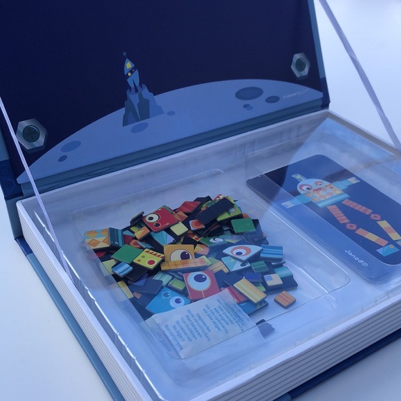 Janod Magnetic Book ROBOTS - Picture 6 of 8